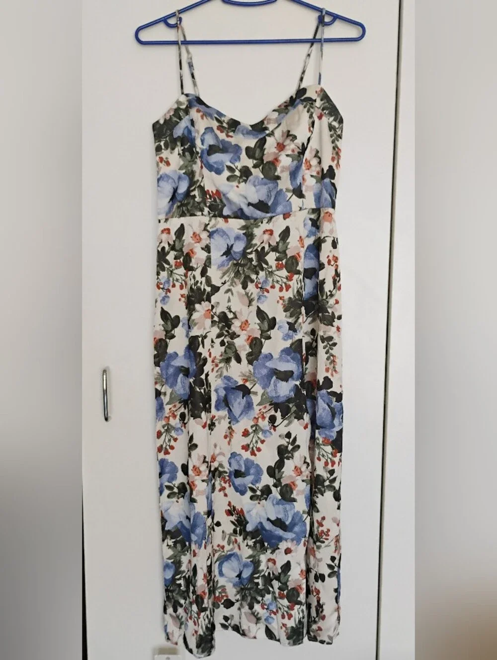 Abercrombie & Fitch Blue and Cream Floral Spaghetti-Strap Maxi Dress